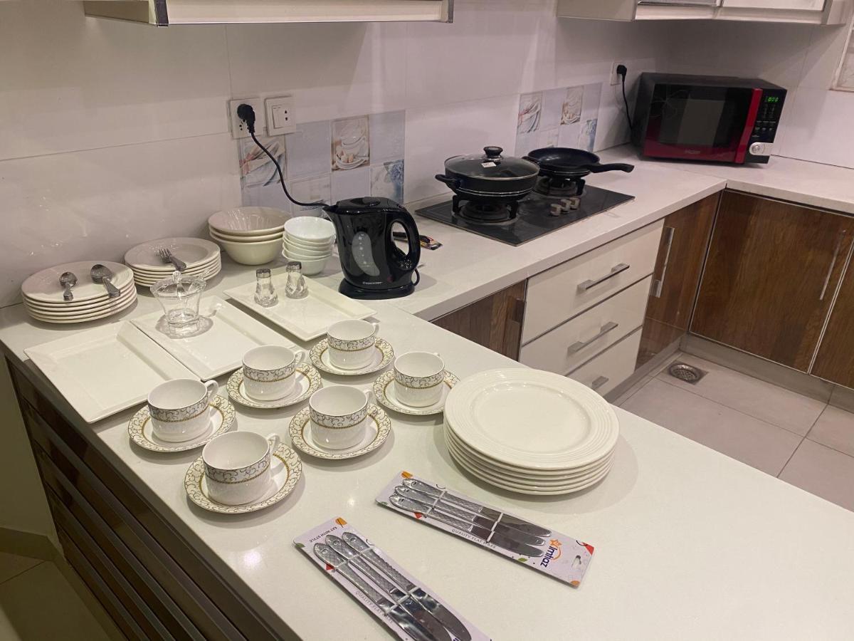 Luxury Guest House In Bahria Town Rawalpindi Luaran gambar