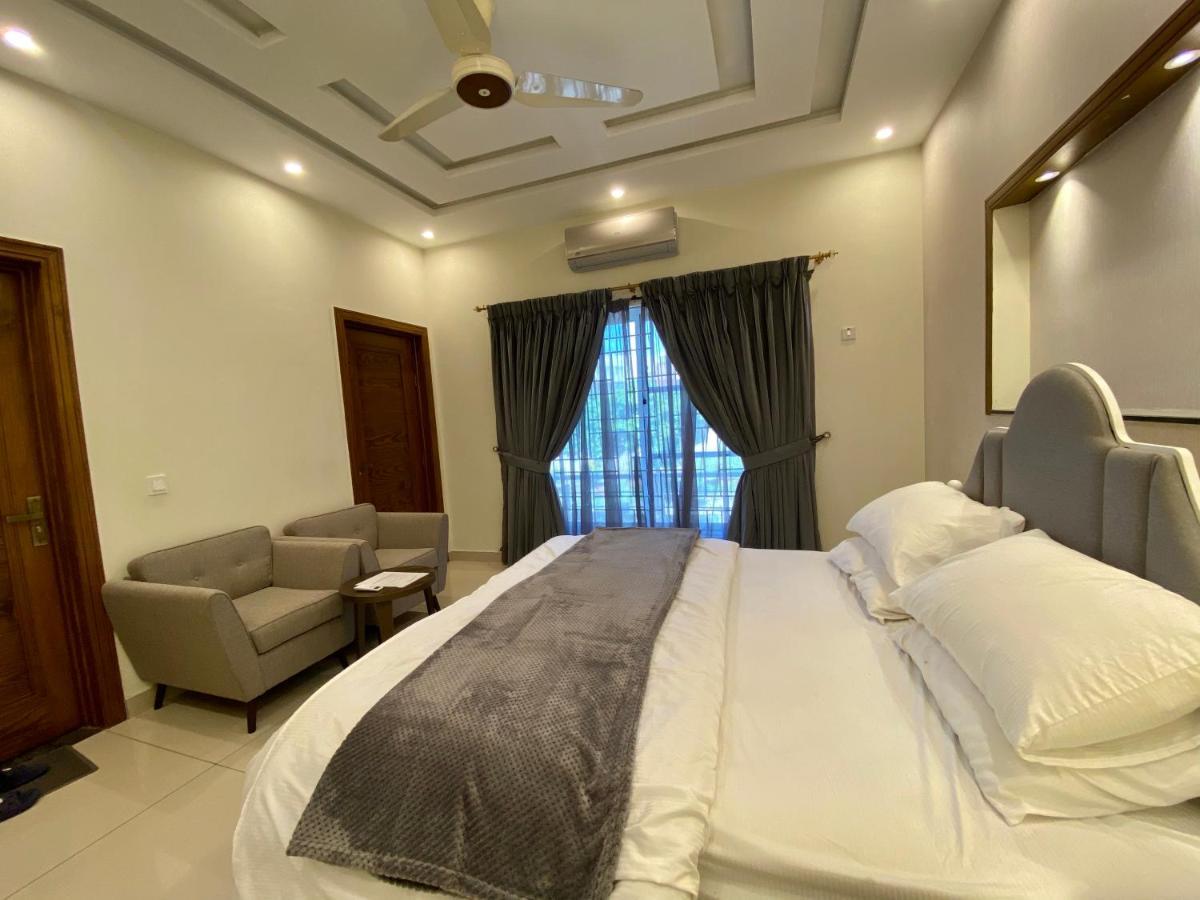 Luxury Guest House In Bahria Town Rawalpindi Luaran gambar