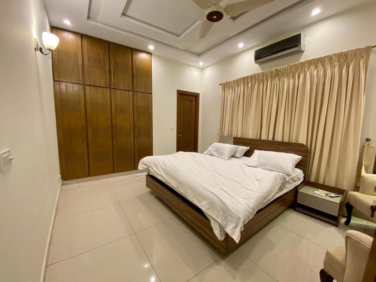 Luxury Guest House In Bahria Town Rawalpindi Luaran gambar